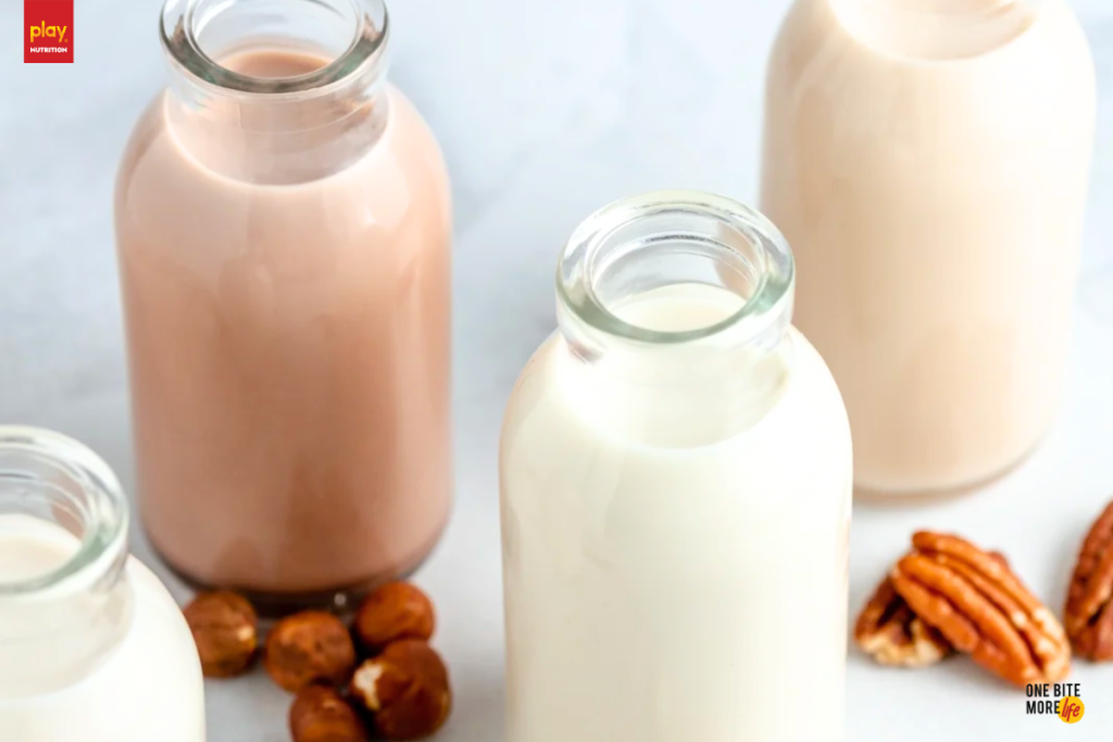 Một ly sữa hạt nóng thơm, béo bùi chắc chắn sẽ giúp bữa ăn đa dạng hơn nhưng vẫn đủ dinh dưỡng - Ảnh: Unsplash
